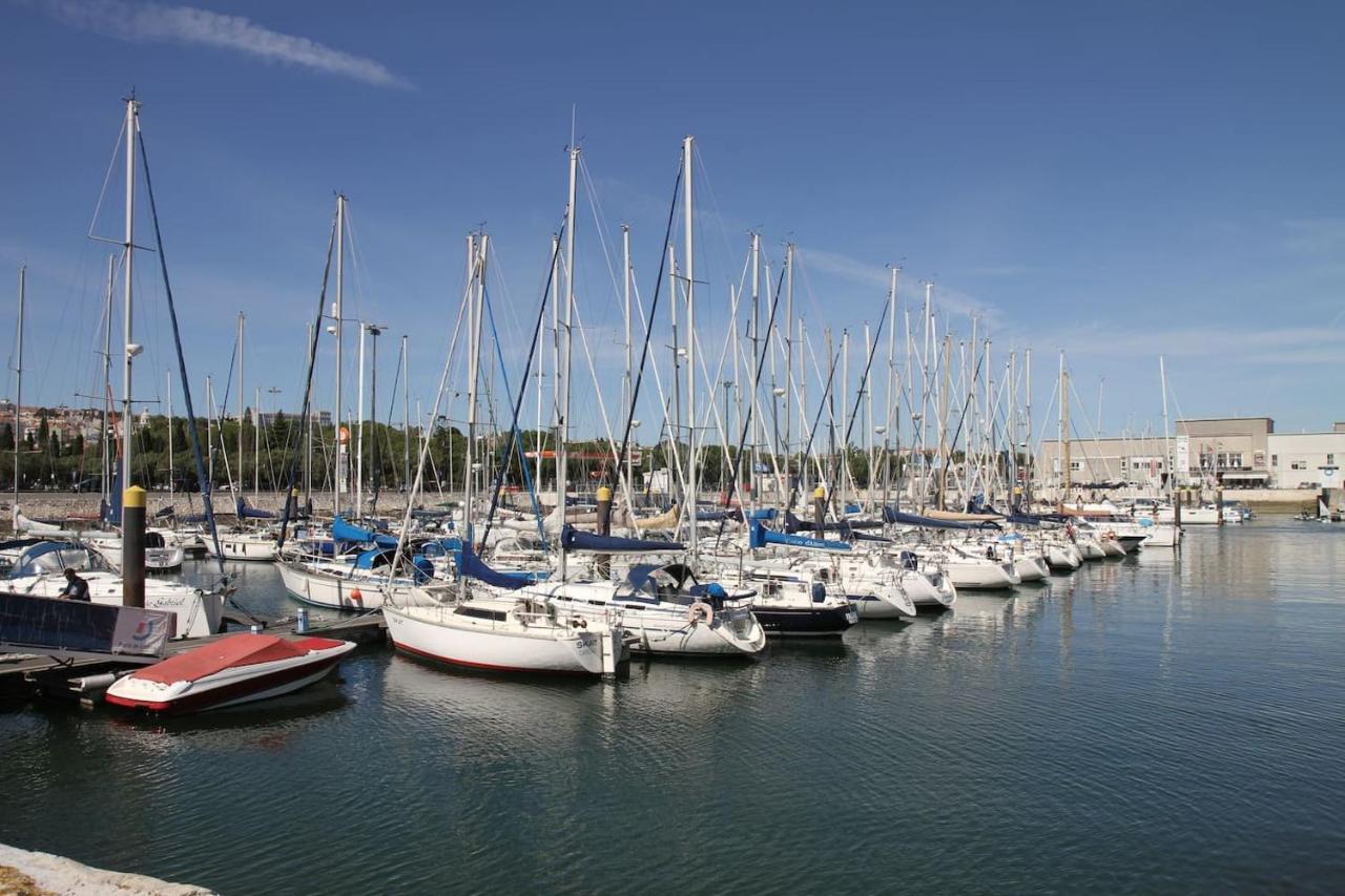 Stay In A Boat - Lisboa Εξωτερικό φωτογραφία