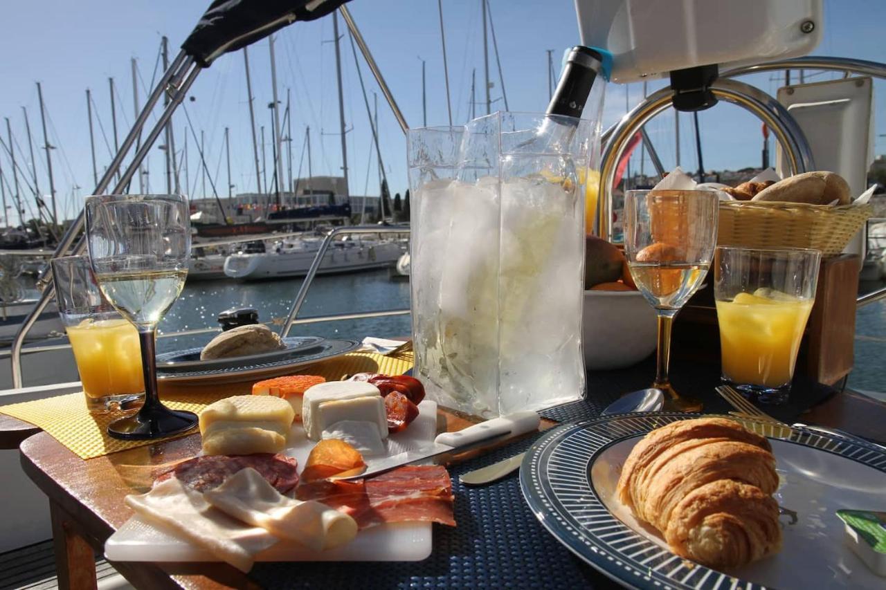 Stay In A Boat - Lisboa Εξωτερικό φωτογραφία