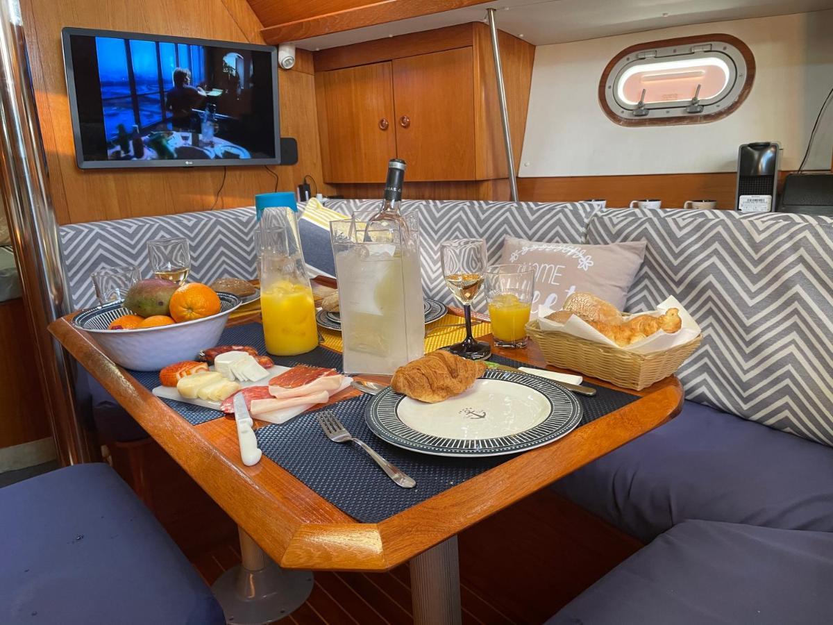 Stay In A Boat - Lisboa Εξωτερικό φωτογραφία