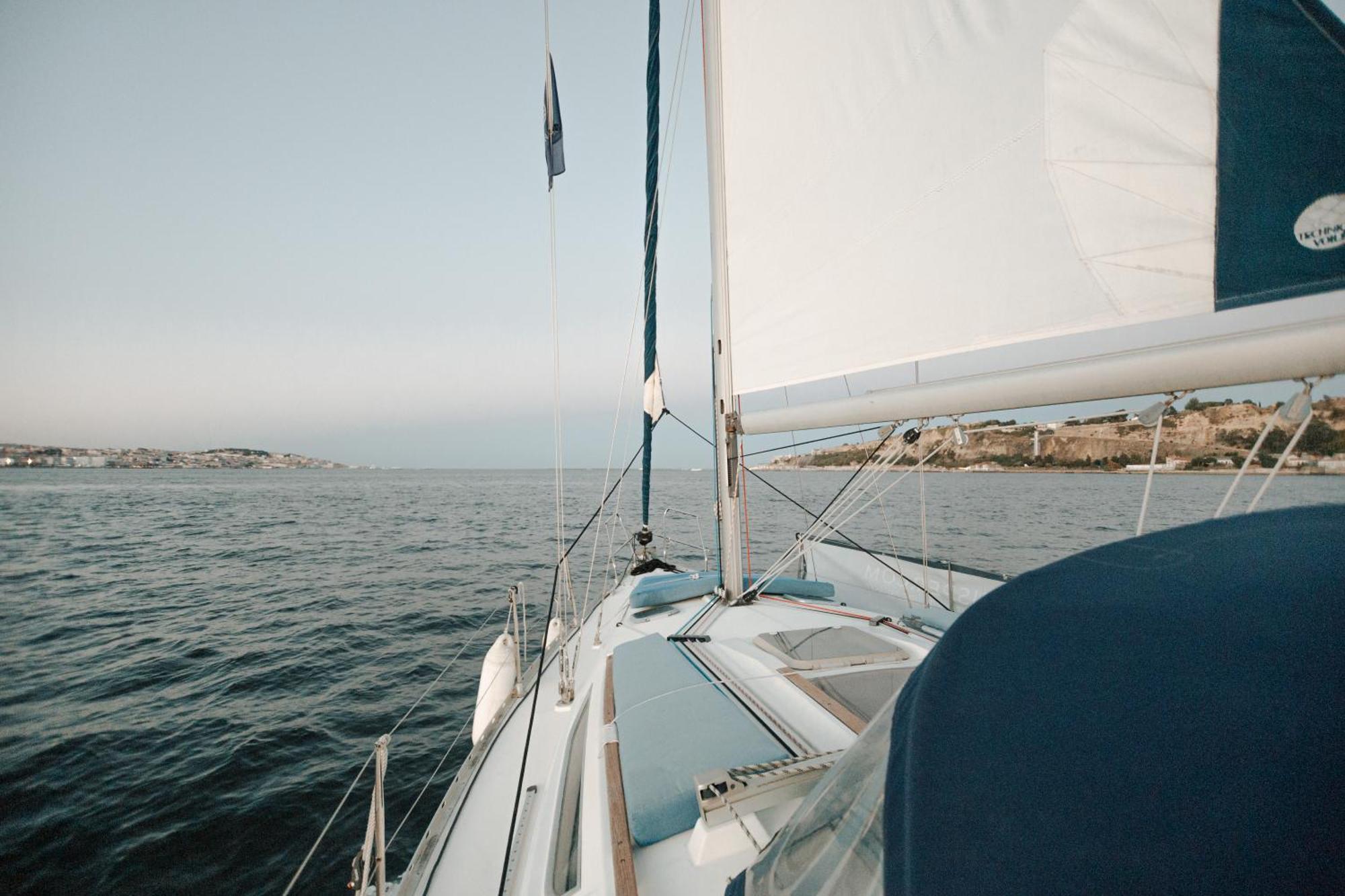 Stay In A Boat - Lisboa Εξωτερικό φωτογραφία